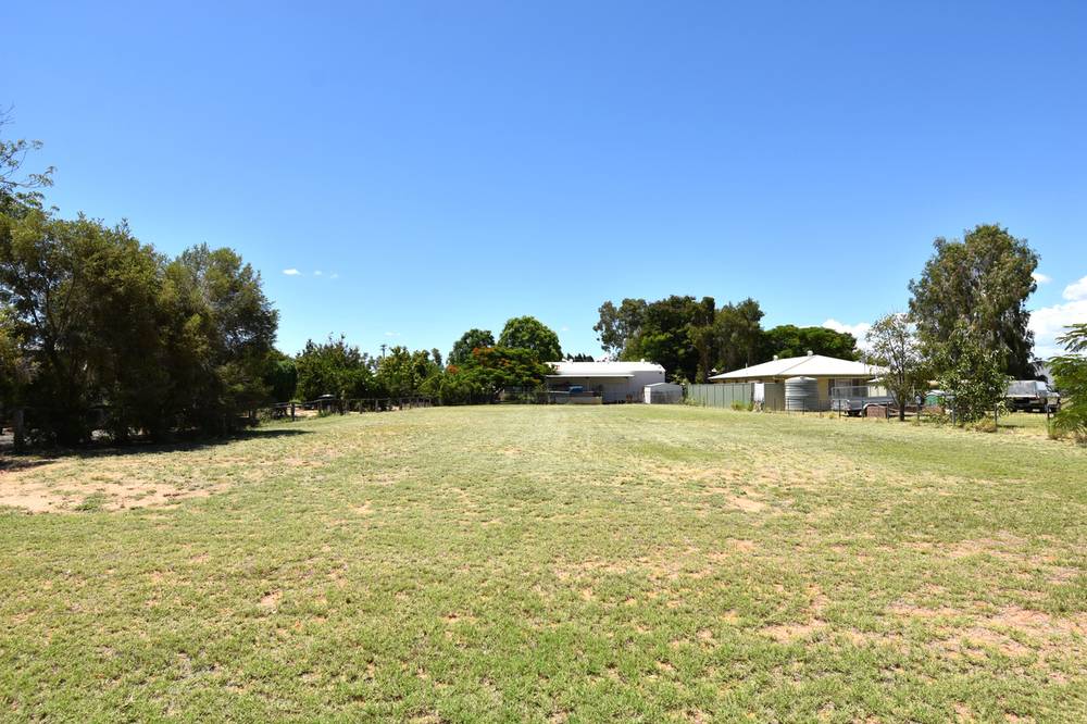 4 Elm Street, BARCALDINE, QLD 4725