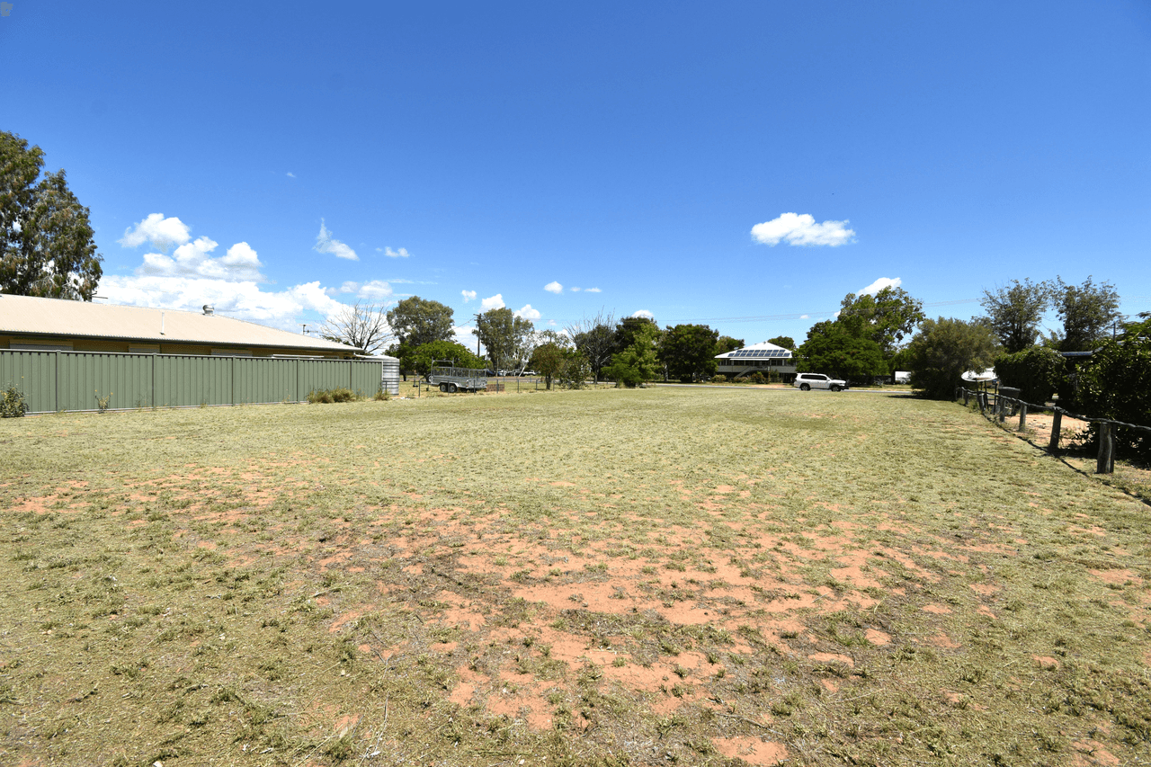 4 Elm Street, BARCALDINE, QLD 4725