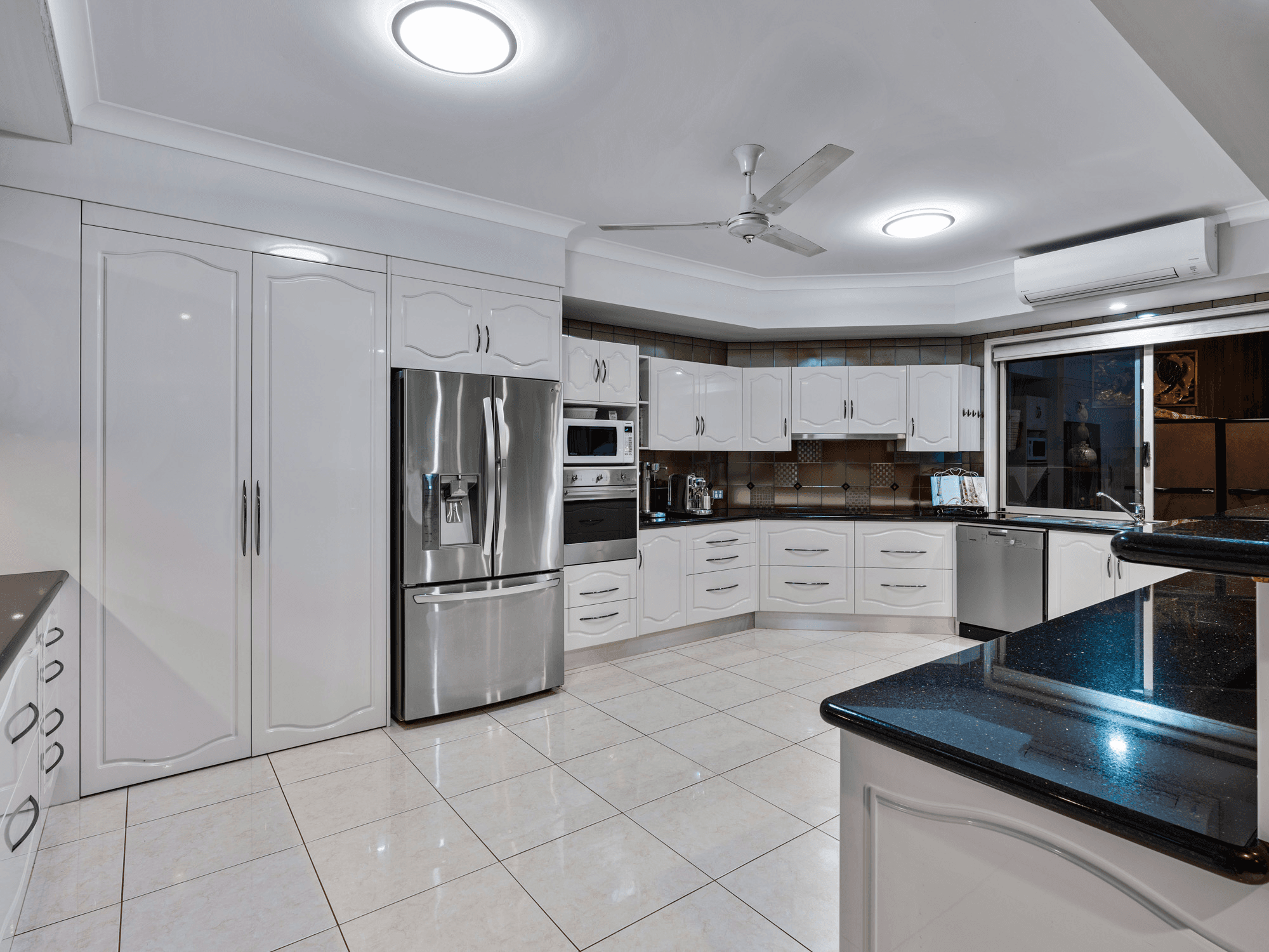 35 Chirio Drive, REDLYNCH, QLD 4870