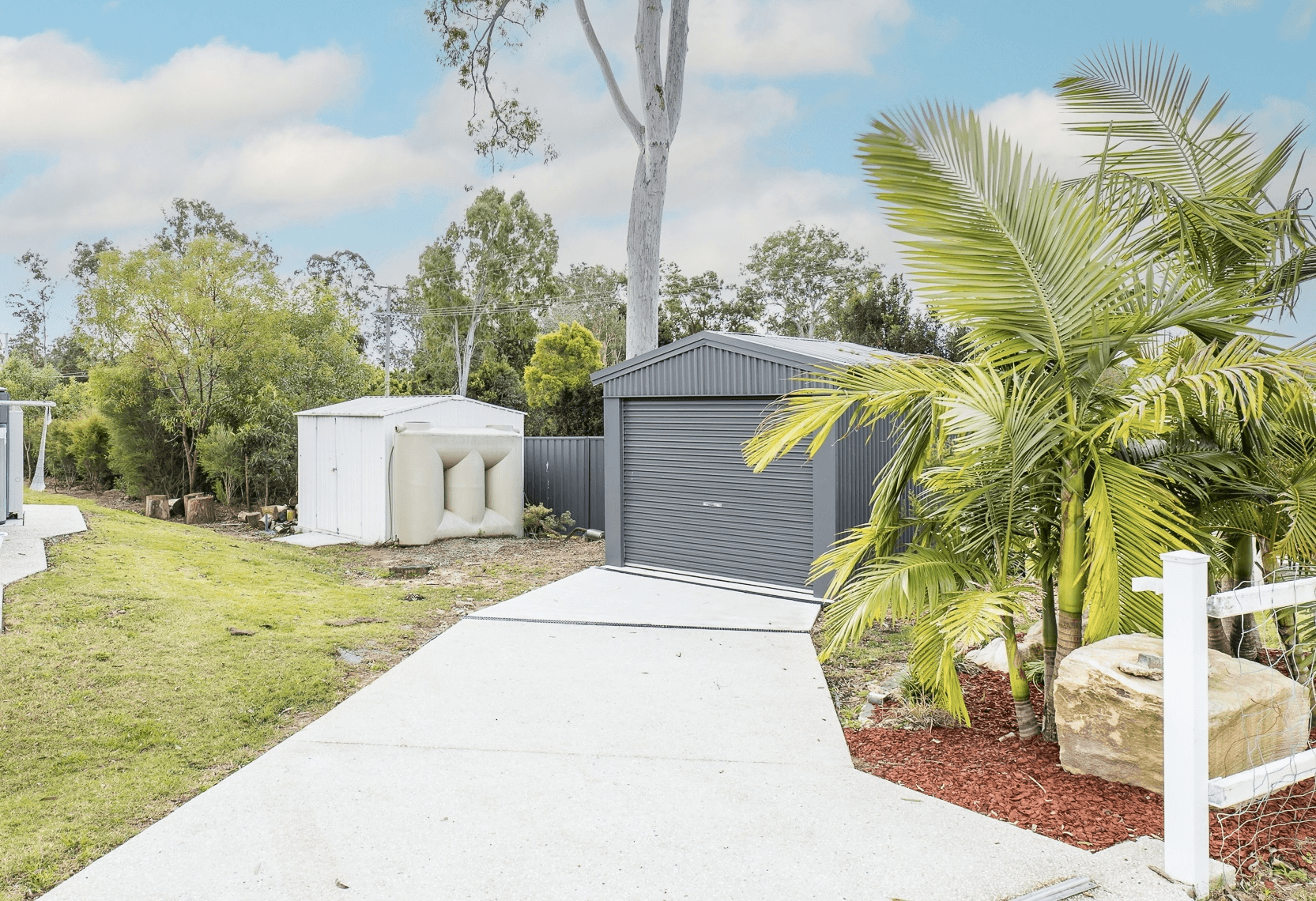 2 Sundowners Ct, Upper Caboolture, QLD 4510