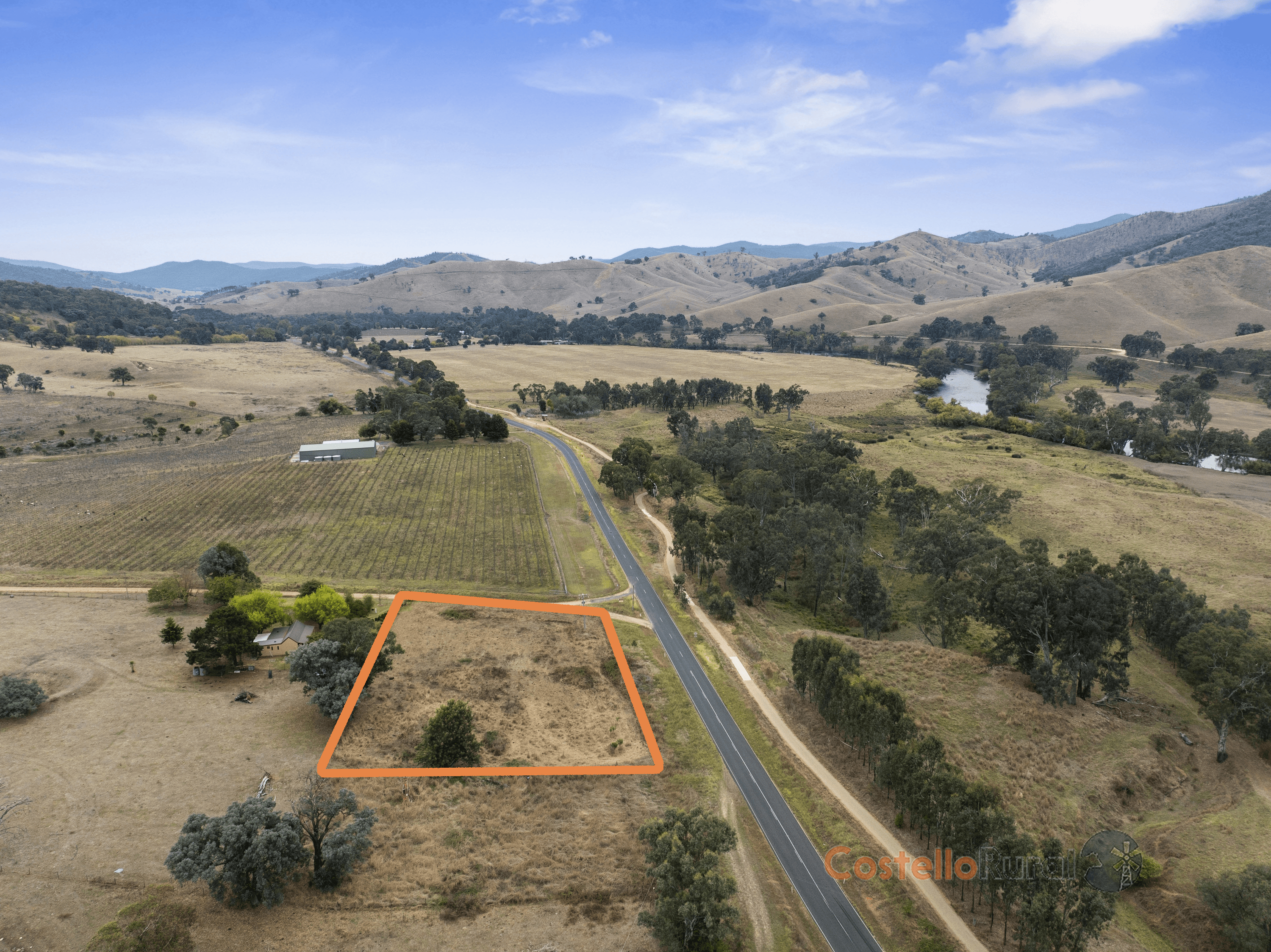 8832 Murray River Rd, Walwa, VIC 3709