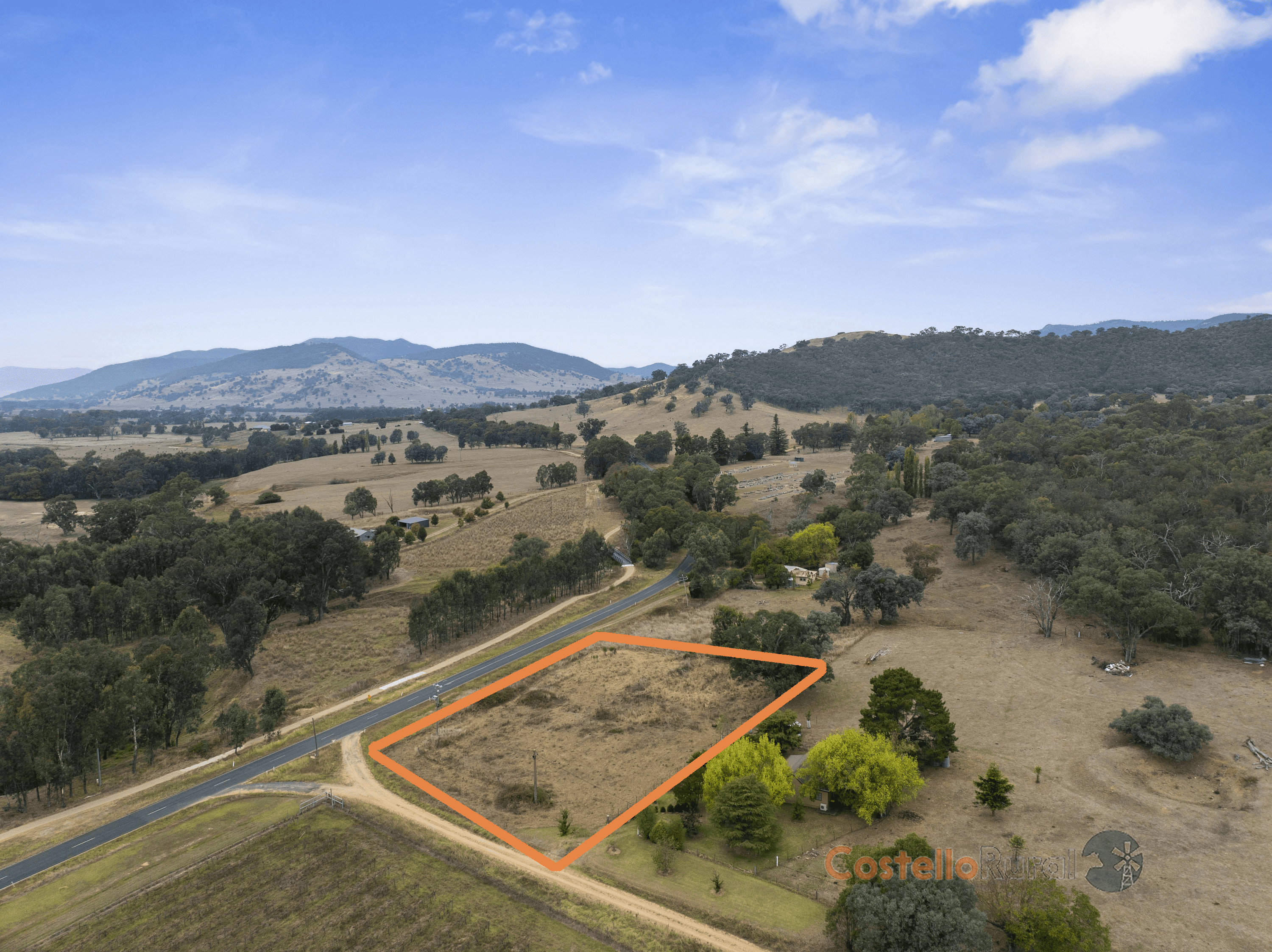 8832 Murray River Rd, Walwa, VIC 3709