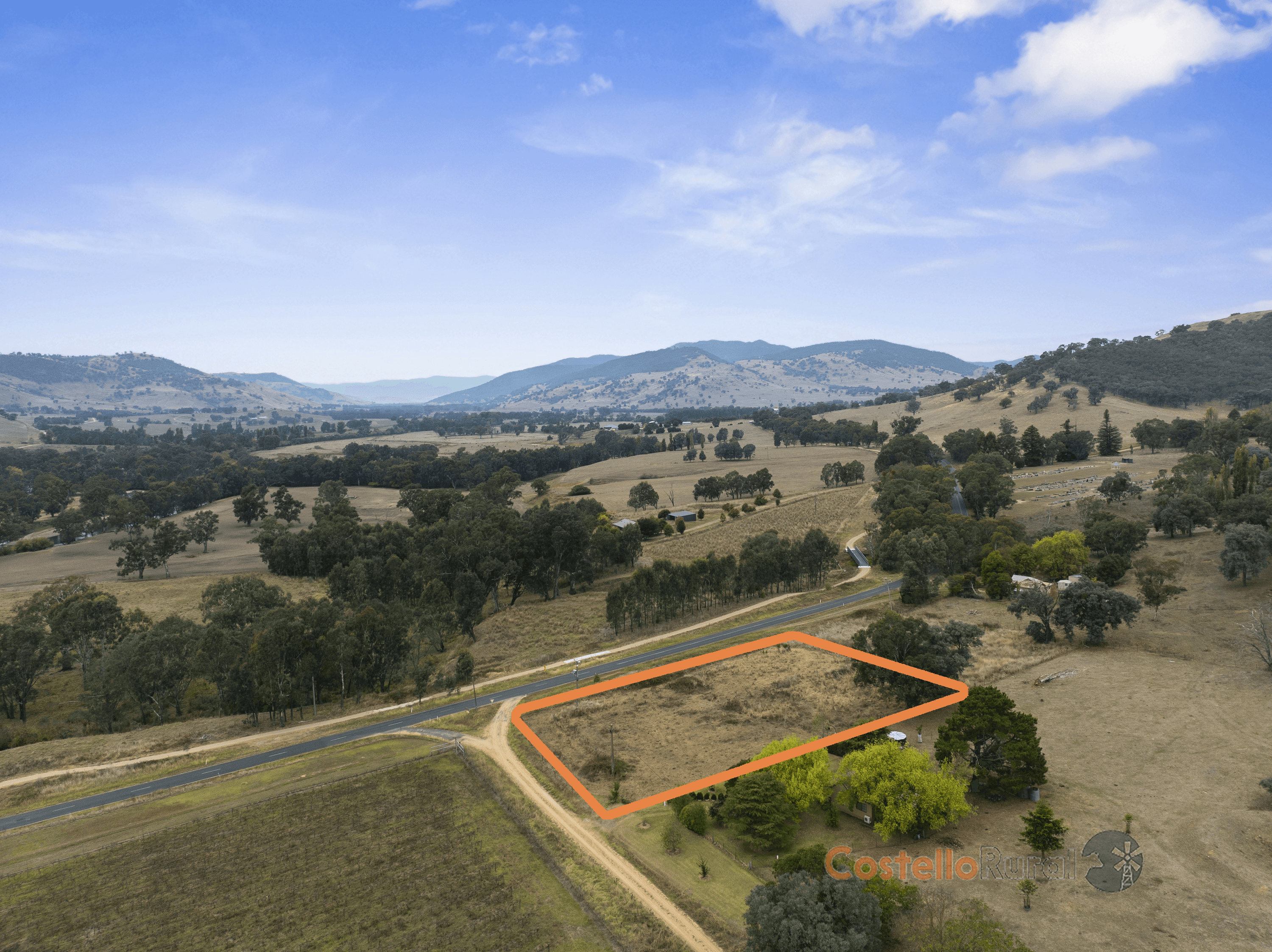 8832 Murray River Rd, Walwa, VIC 3709