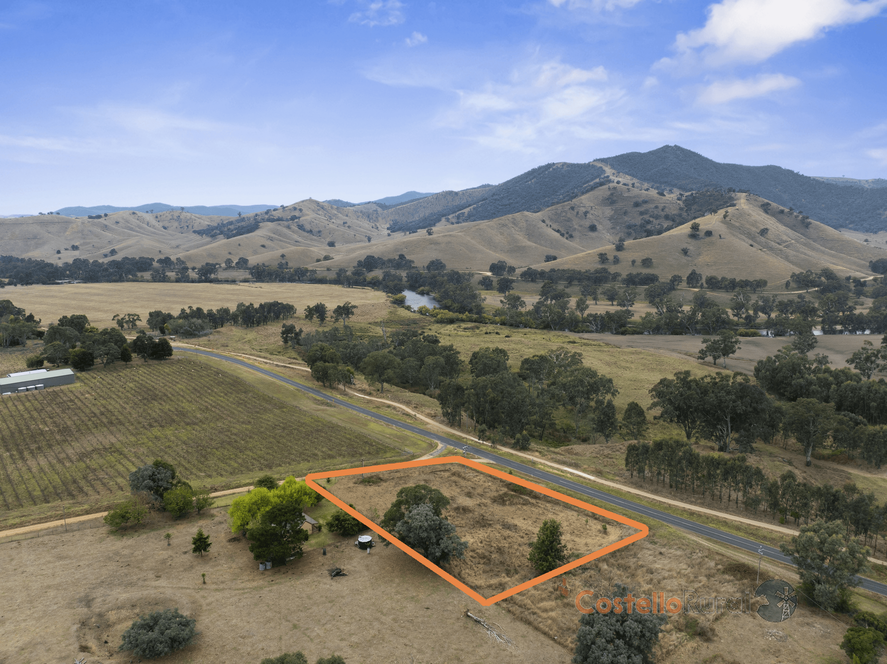 8832 Murray River Rd, Walwa, VIC 3709