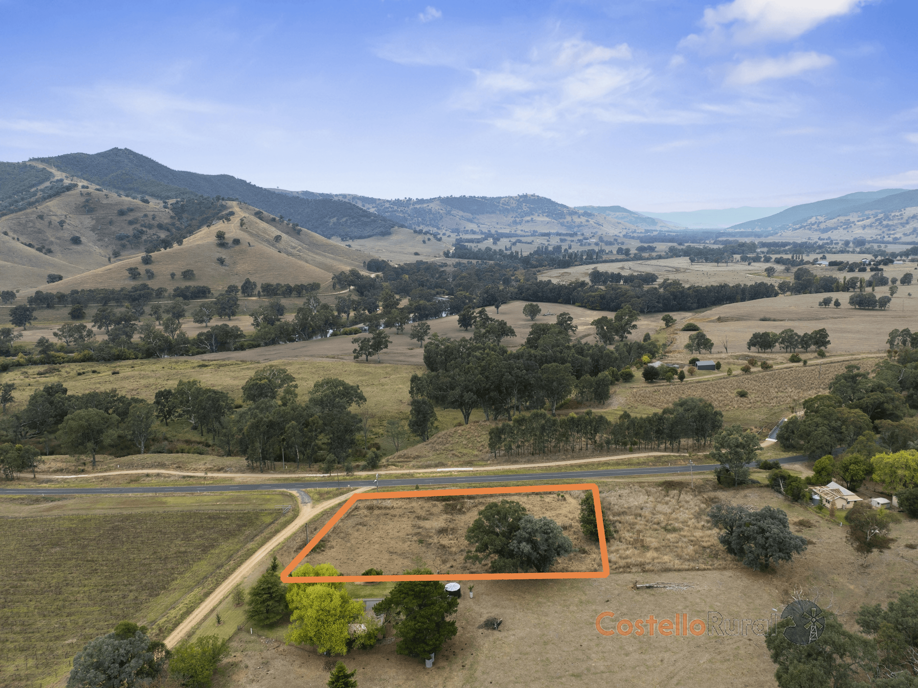 8832 Murray River Rd, Walwa, VIC 3709