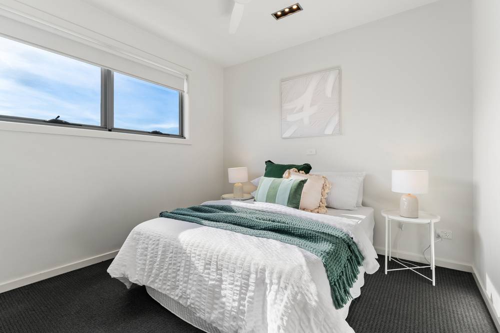 10/13 Greville Street, Caroline Springs, VIC 3023