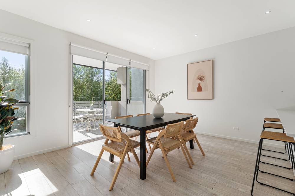10/13 Greville Street, Caroline Springs, VIC 3023