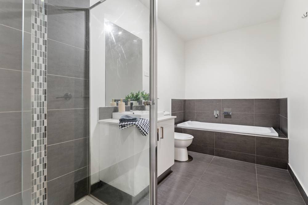 10/13 Greville Street, Caroline Springs, VIC 3023