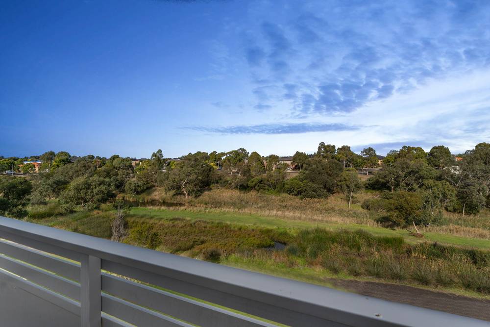 10/13 Greville Street, Caroline Springs, VIC 3023