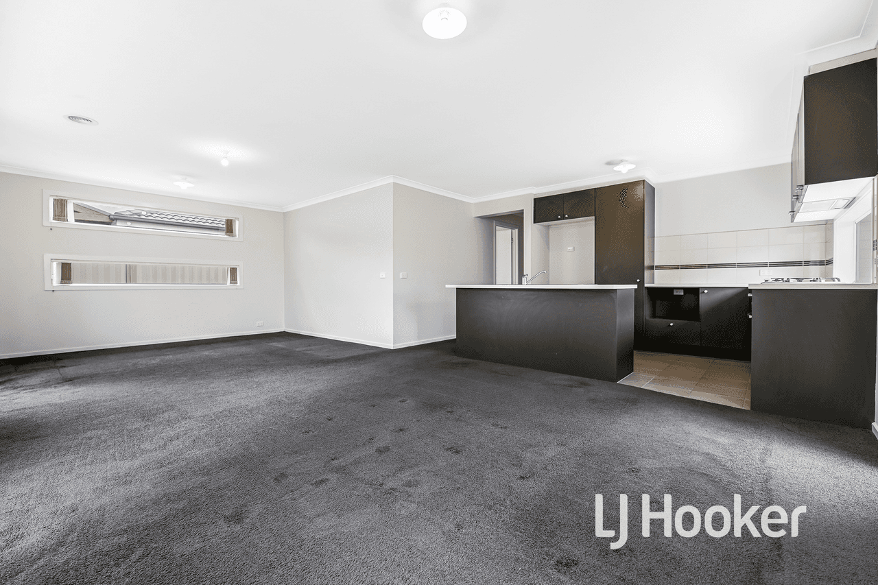 13 Serenity Street, PAKENHAM, VIC 3810