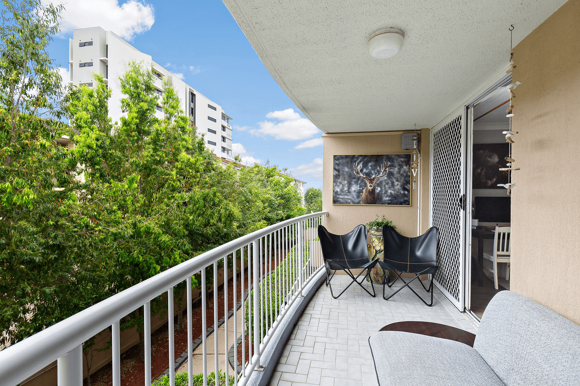 8/111 Frank Street, LABRADOR, QLD 4215