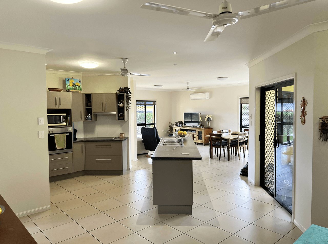 12 Ellwood Close, ATHERTON, QLD 4883