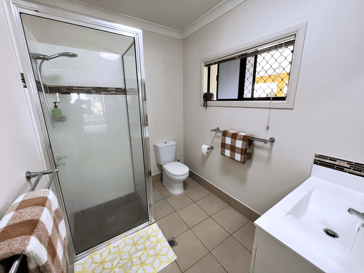 12 Ellwood Close, ATHERTON, QLD 4883