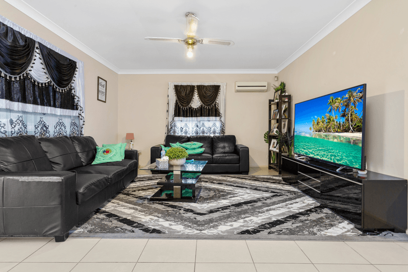 20 Mackellar Drive, BORONIA HEIGHTS, QLD 4124