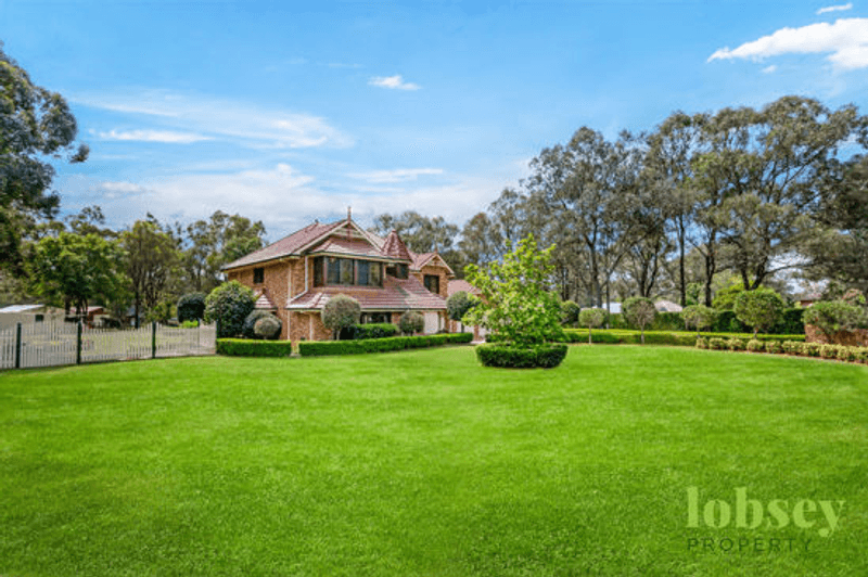 43 Barkly Drive, WINDSOR DOWNS, NSW 2756
