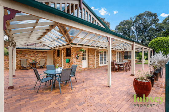 43 Barkly Drive, WINDSOR DOWNS, NSW 2756