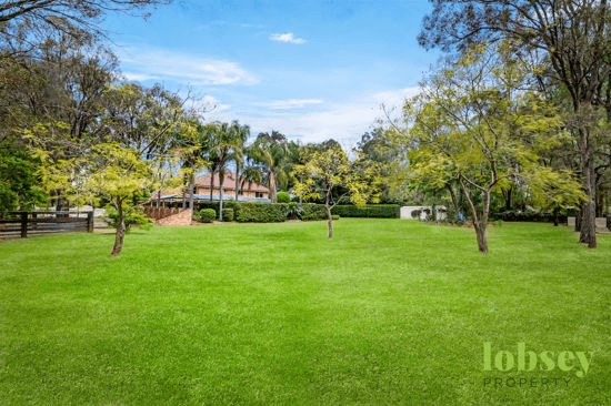 43 Barkly Drive, WINDSOR DOWNS, NSW 2756