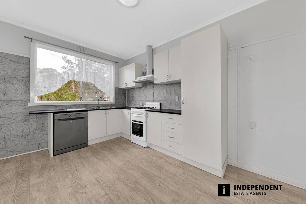 50 Main South Road, DROUIN, VIC 3818