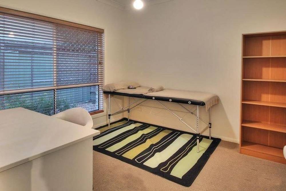 85 Jubilee Ave, FOREST LAKE, QLD 4078