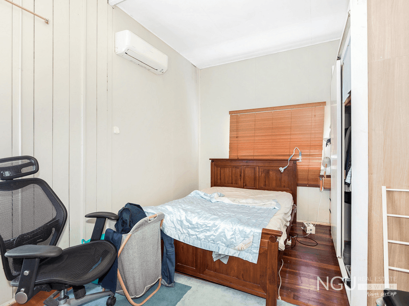 2 Prince Street, Dinmore, QLD 4303