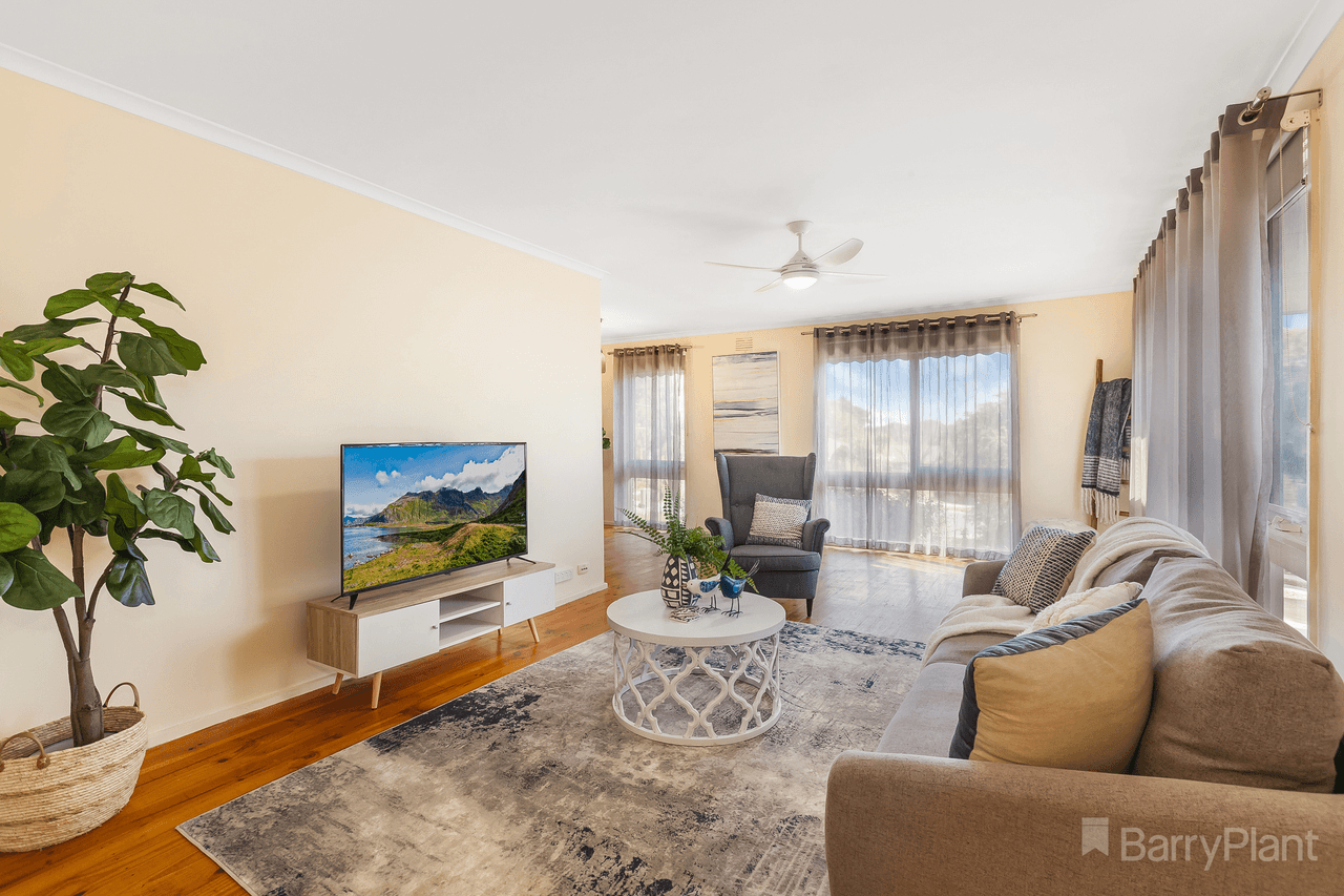 25 Isaacs Close, SUNBURY, VIC 3429