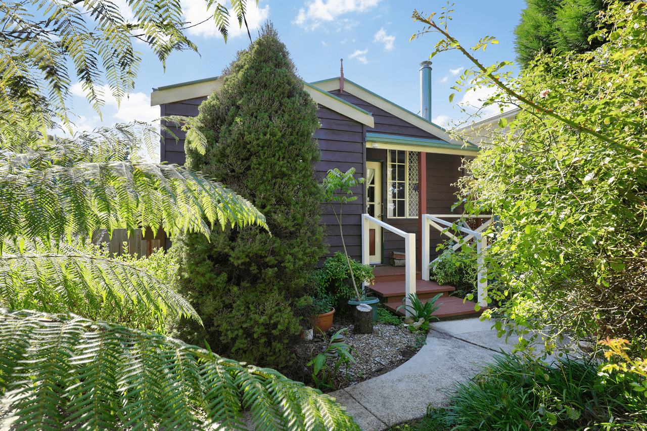 26a Railway Parade, MEDLOW BATH, NSW 2780