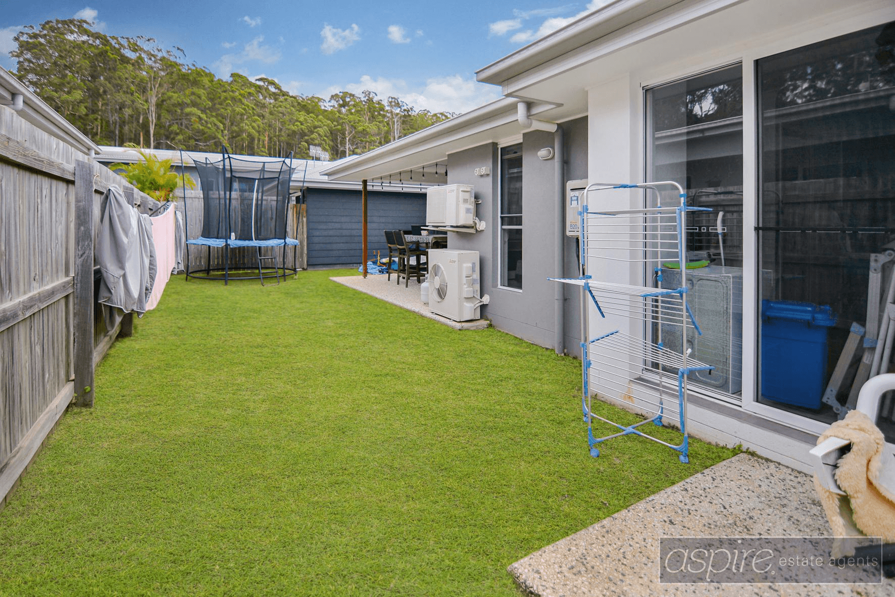 1&2/38 HONEYEATER PLACE, BLI BLI, QLD 4560