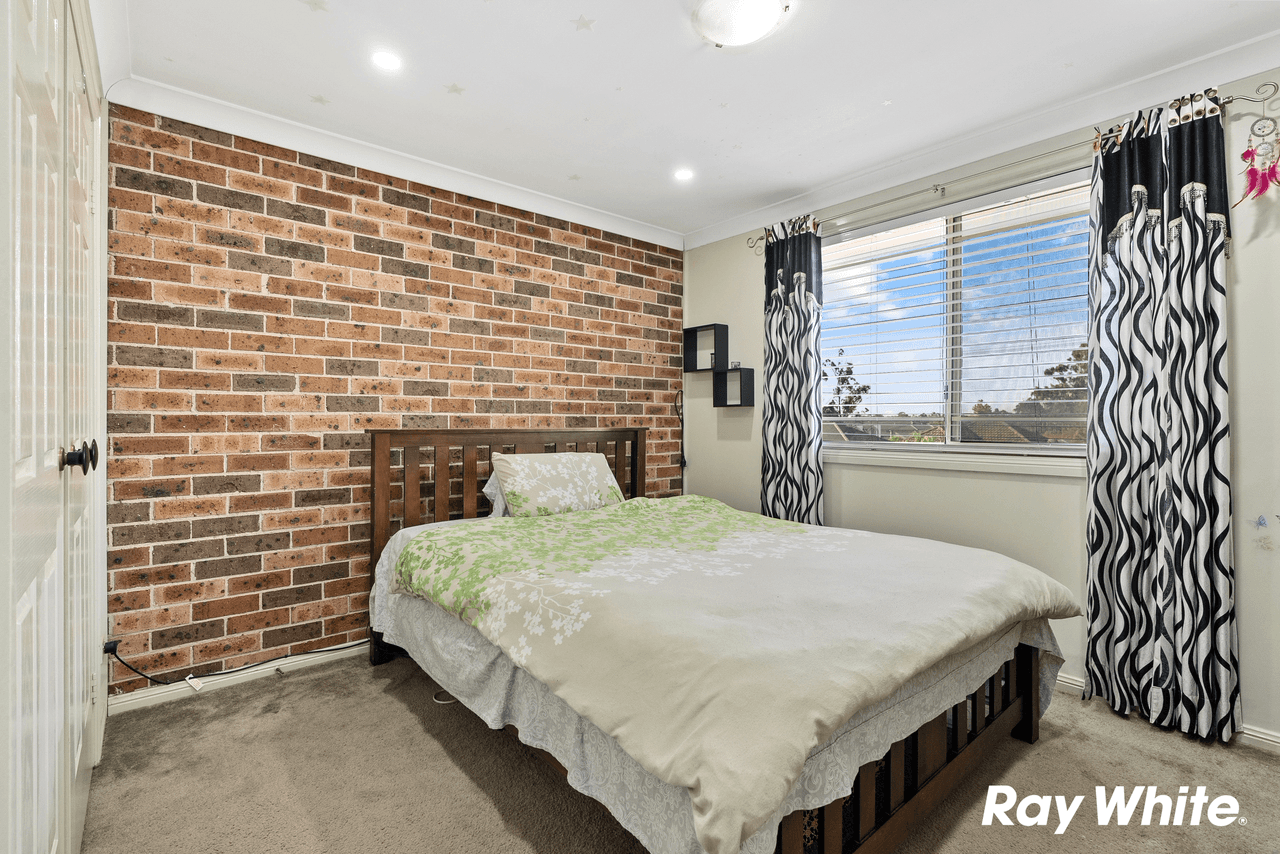 4C Cross Street, DOONSIDE, NSW 2767