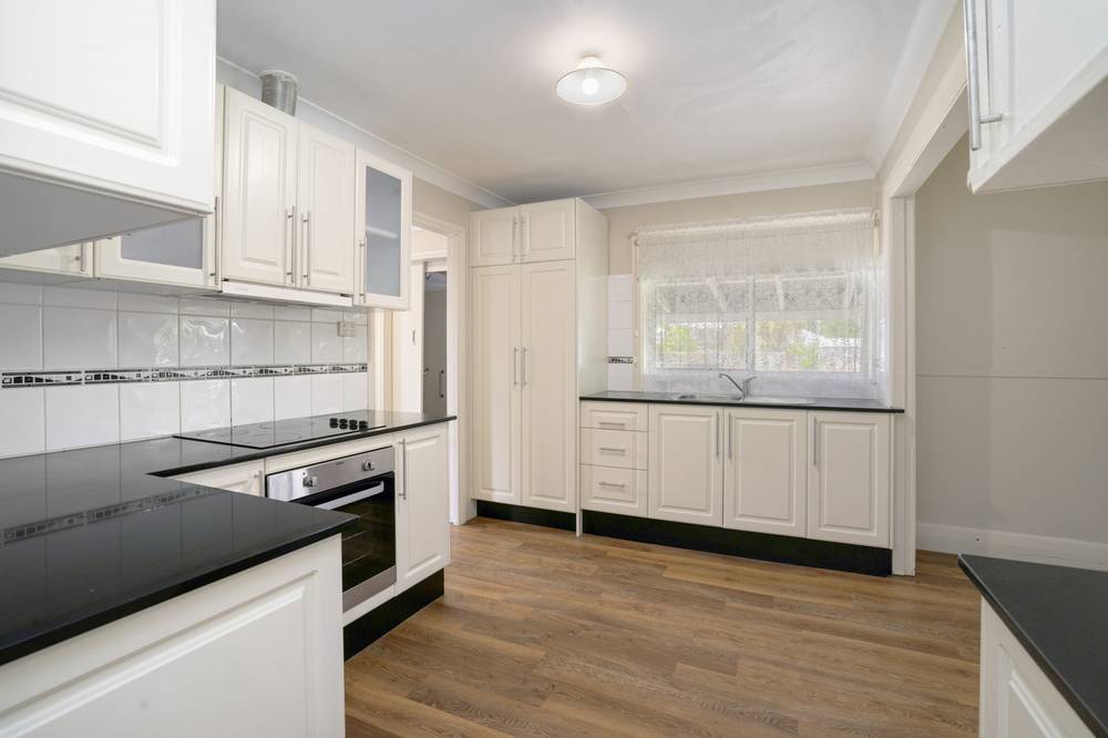42 Gordon Avenue, CESSNOCK, NSW 2325