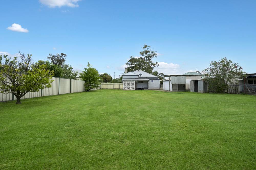 42 Gordon Avenue, CESSNOCK, NSW 2325