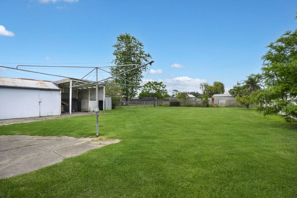 42 Gordon Avenue, CESSNOCK, NSW 2325