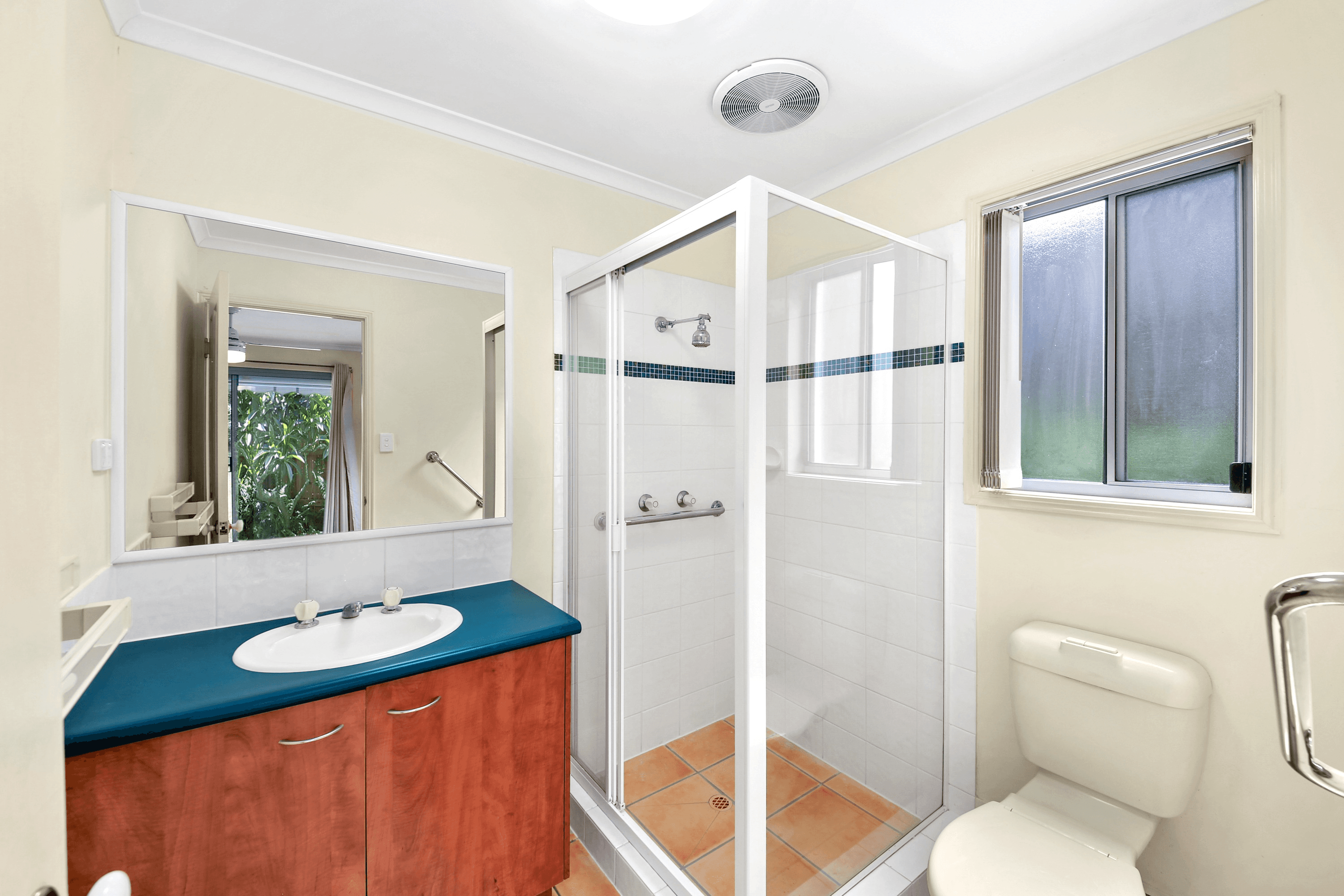 27 Carisbrook Court, Little Mountain, QLD 4551