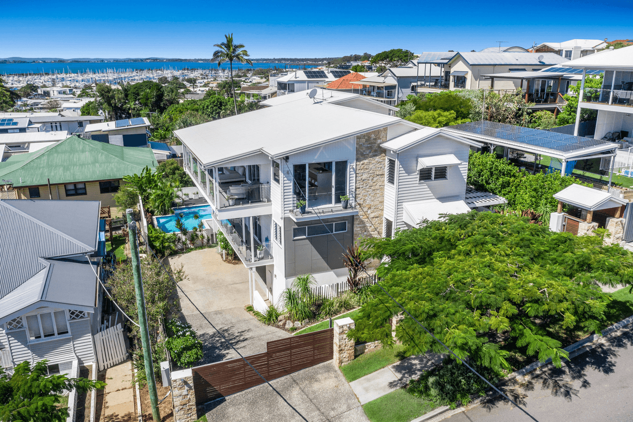 135 Gordon Parade, Manly, QLD 4179