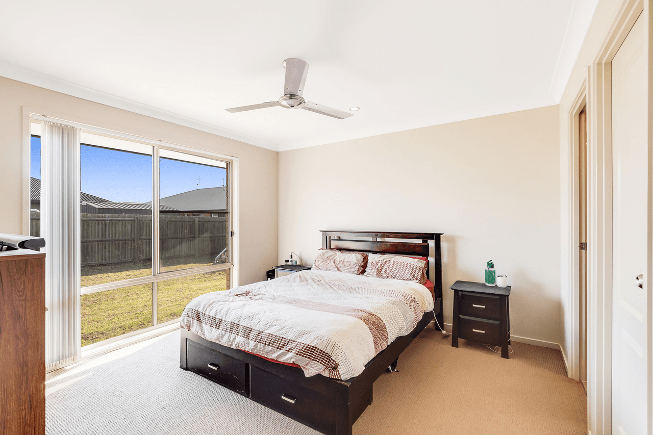 3 Fairfax Street, CAMBOOYA, QLD 4358