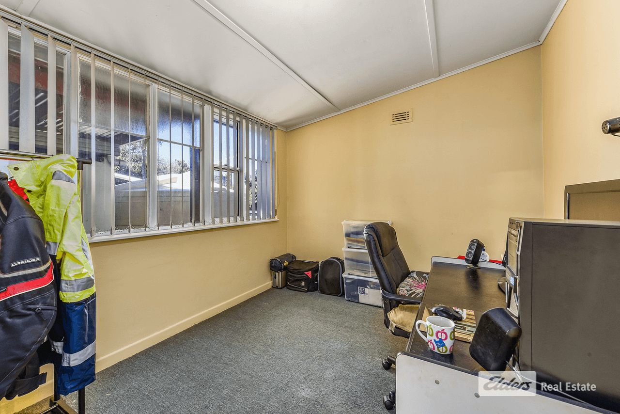 200 COMMERCIAL WEST Street, MOUNT GAMBIER, SA 5290