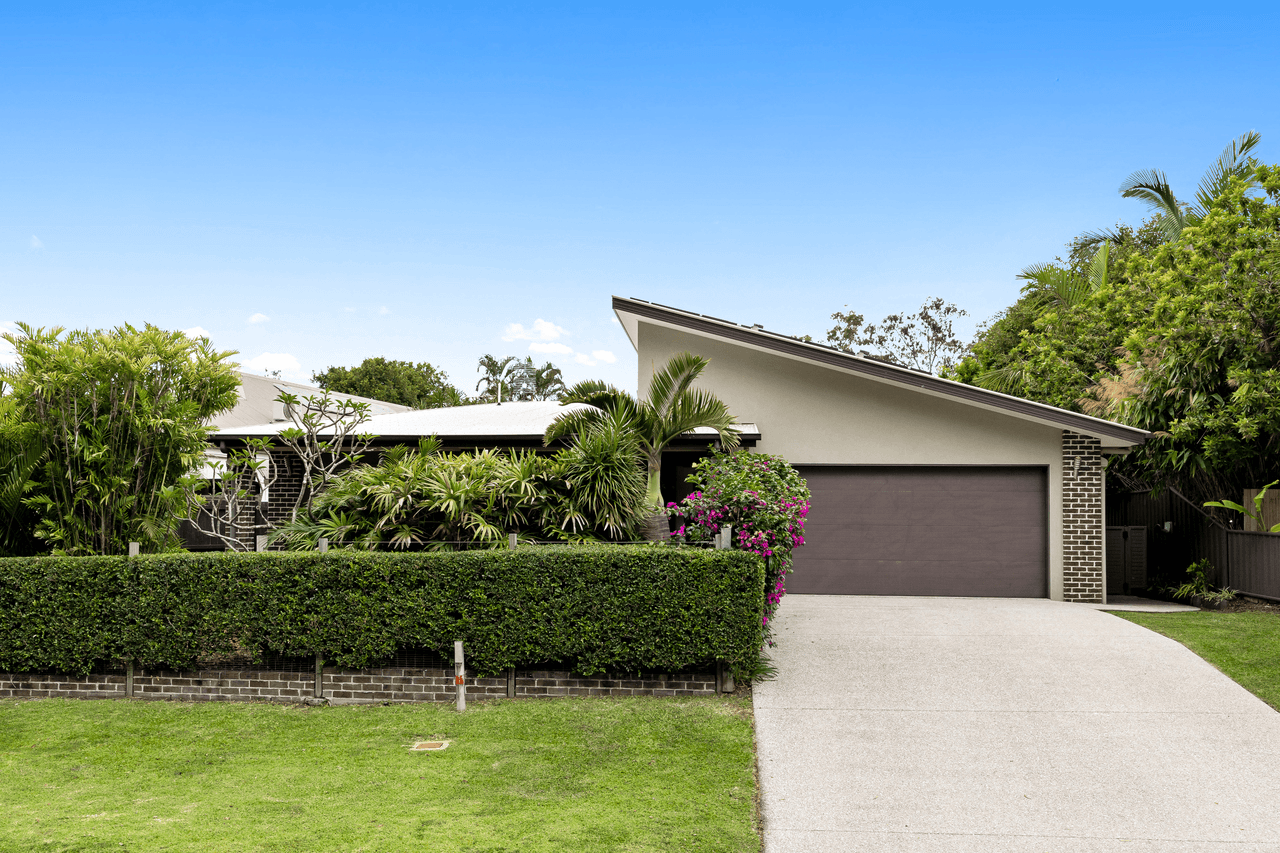 17 Sharon Crescent, MOUNTAIN CREEK, QLD 4557