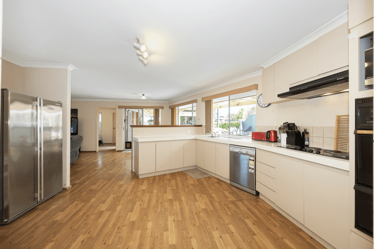 15 Tremont Place, CRAIGIE, WA 6025