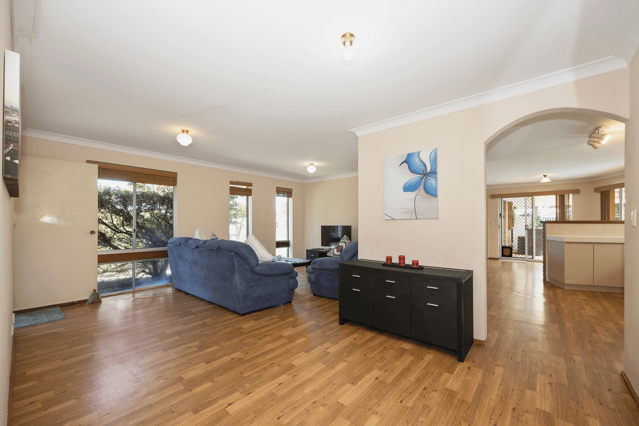 15 Tremont Place, CRAIGIE, WA 6025