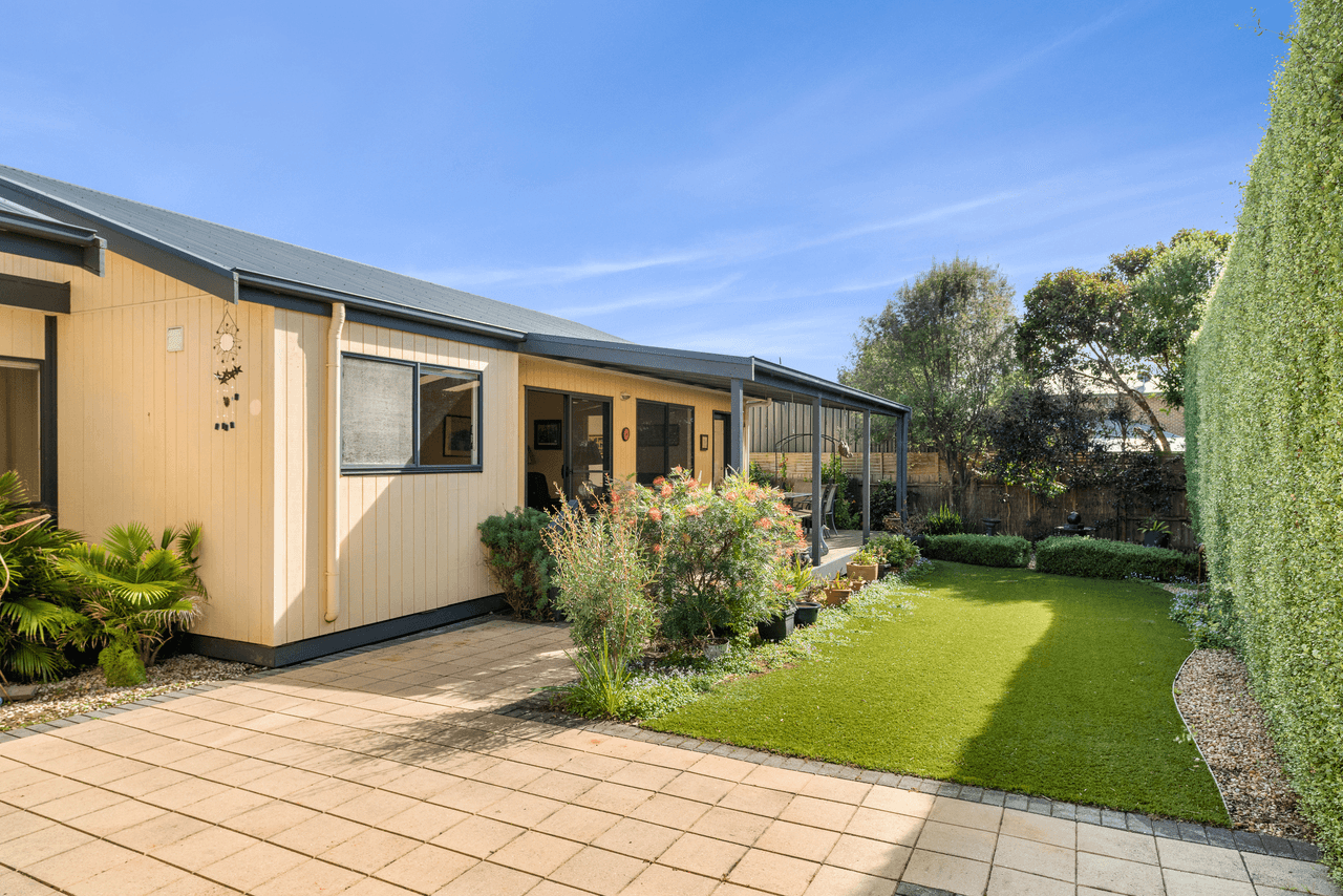 70 Katherine Circuit, COWES, VIC 3922