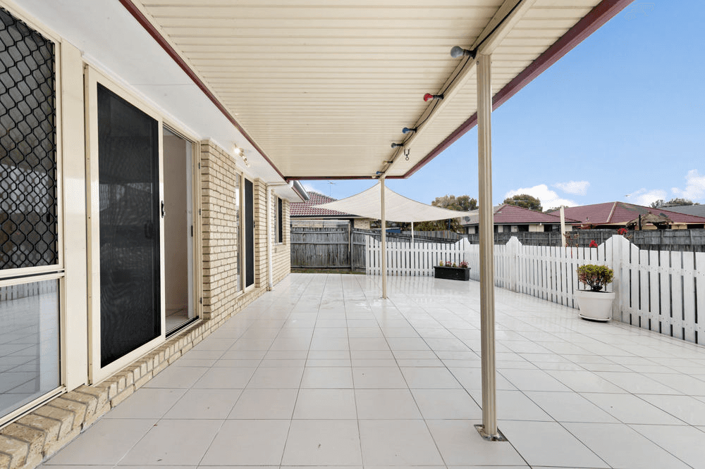 11 Wintergreen Close, BRACKEN RIDGE, QLD 4017