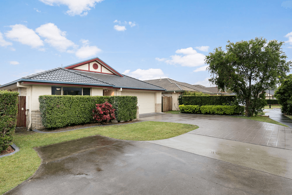 11 Wintergreen Close, BRACKEN RIDGE, QLD 4017