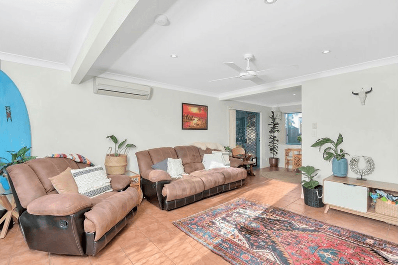 1/2 Station Street, TUGUN, QLD 4224