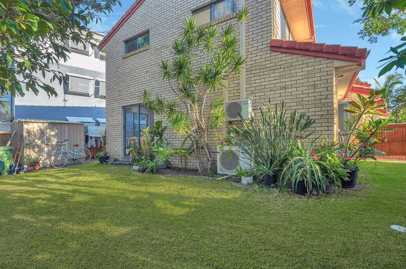 1/2 Station Street, TUGUN, QLD 4224