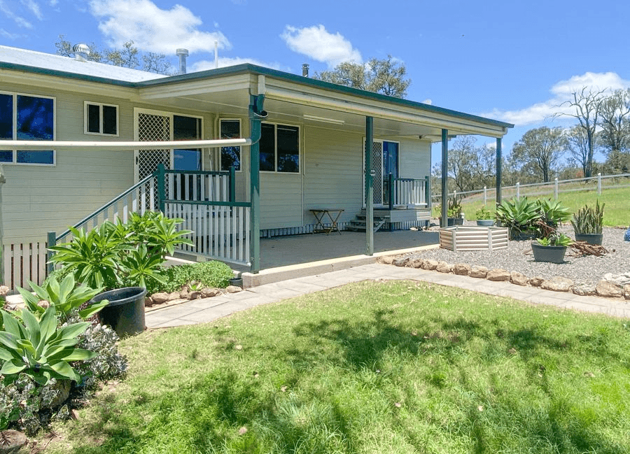 1261 Runnymede Road, RUNNYMEDE, QLD 4615