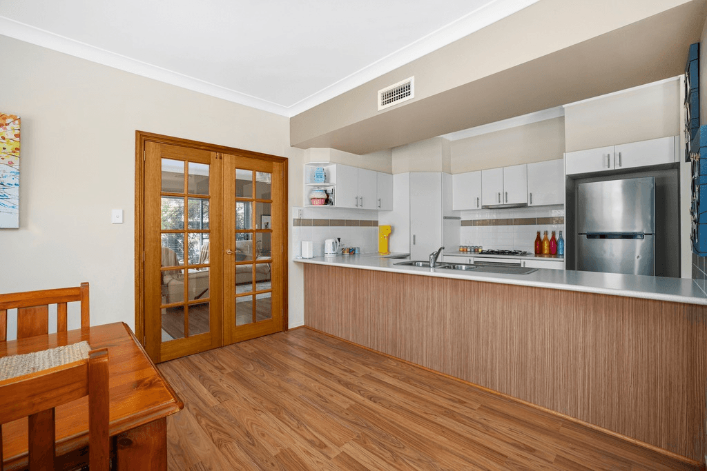 13 Stowe Avenue, CAMPBELLTOWN, NSW 2560