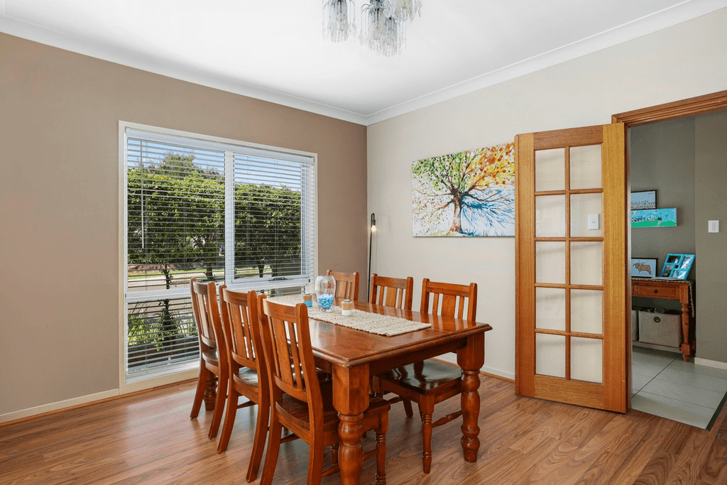 13 Stowe Avenue, CAMPBELLTOWN, NSW 2560