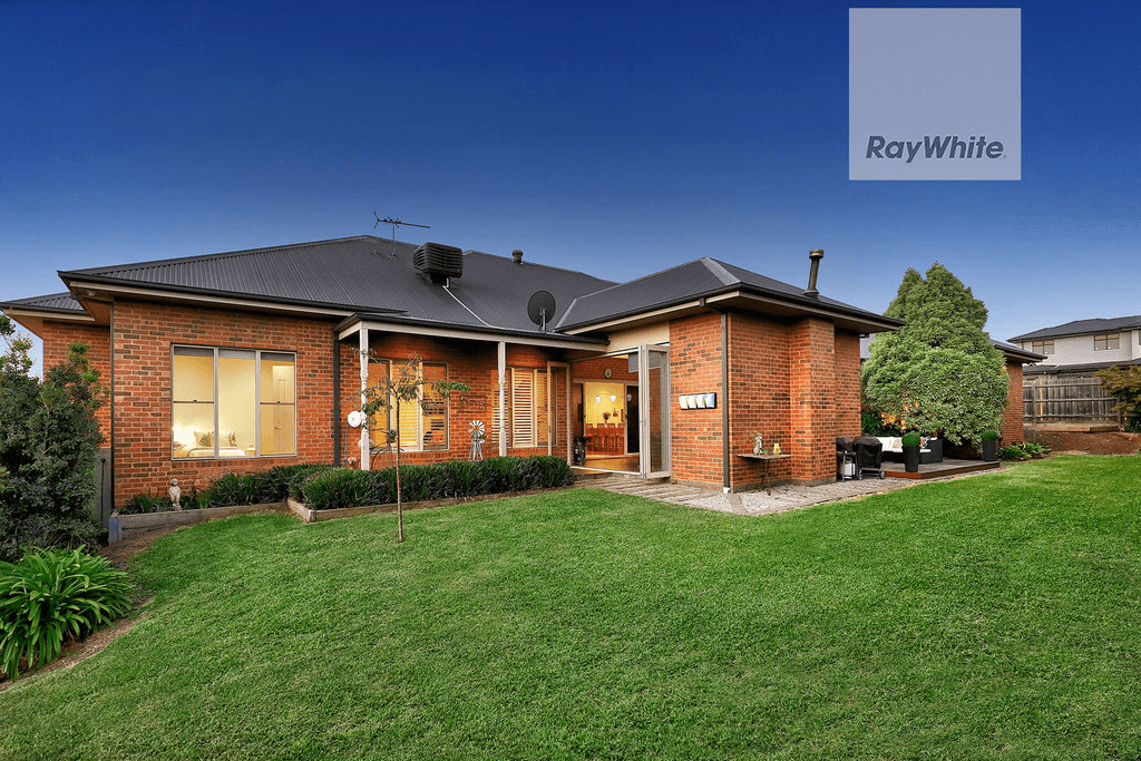 23 Hillcrest Drive, WESTMEADOWS, VIC 3049