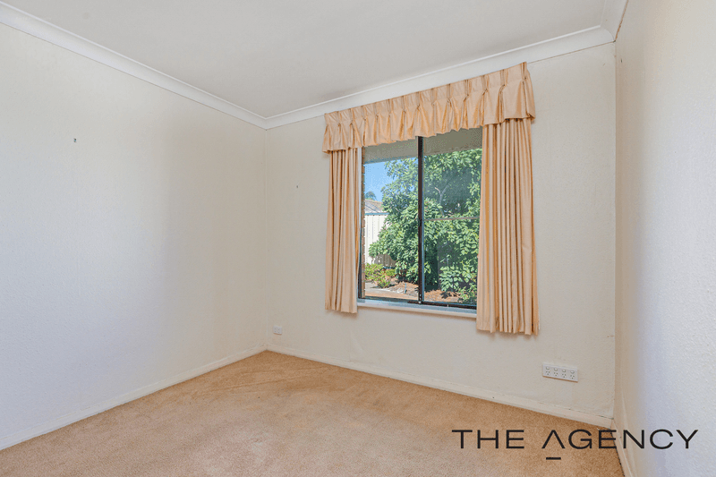 2 Parkway Road, Thornlie, WA 6108