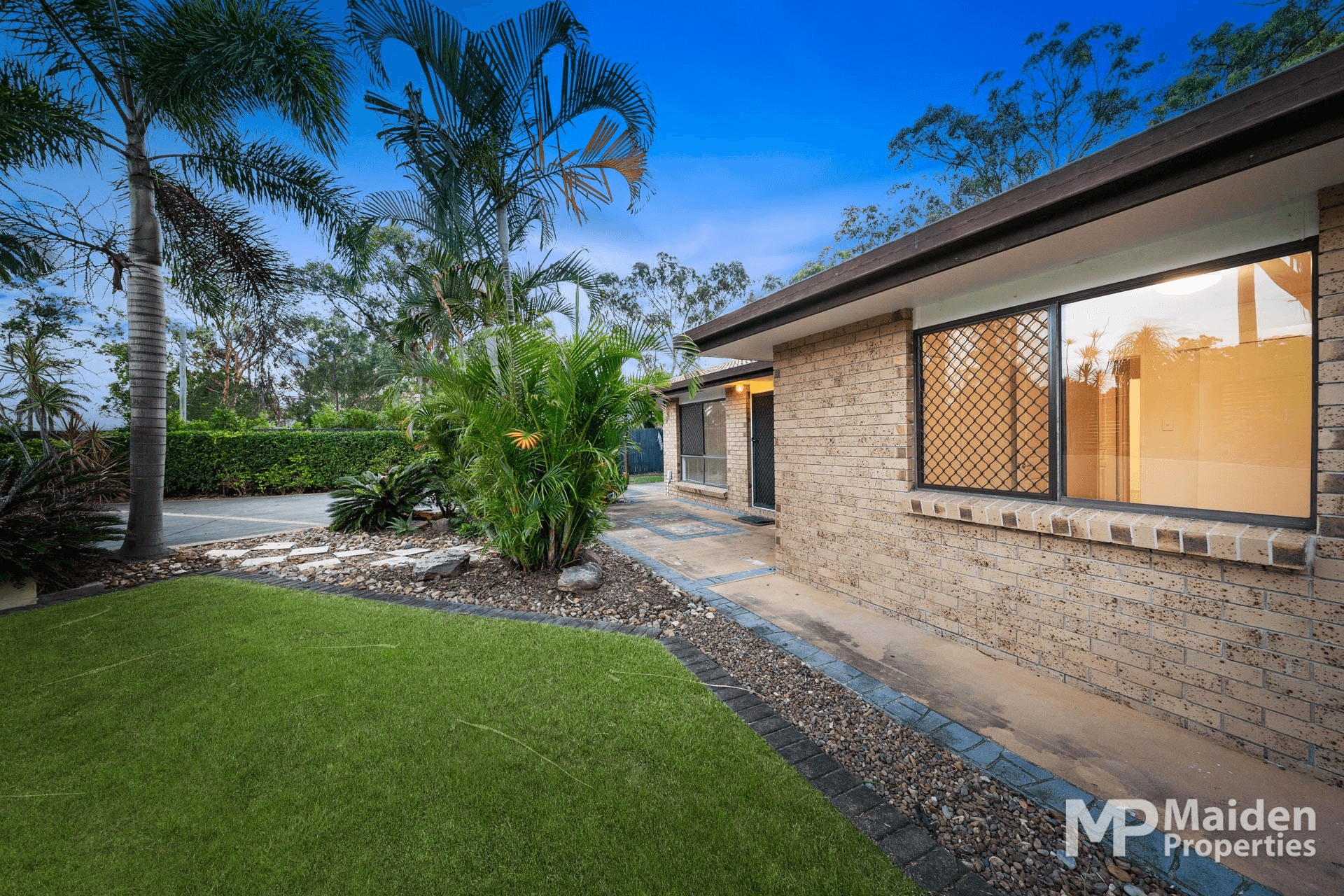 37 Erin Drive, BROWNS PLAINS, QLD 4118