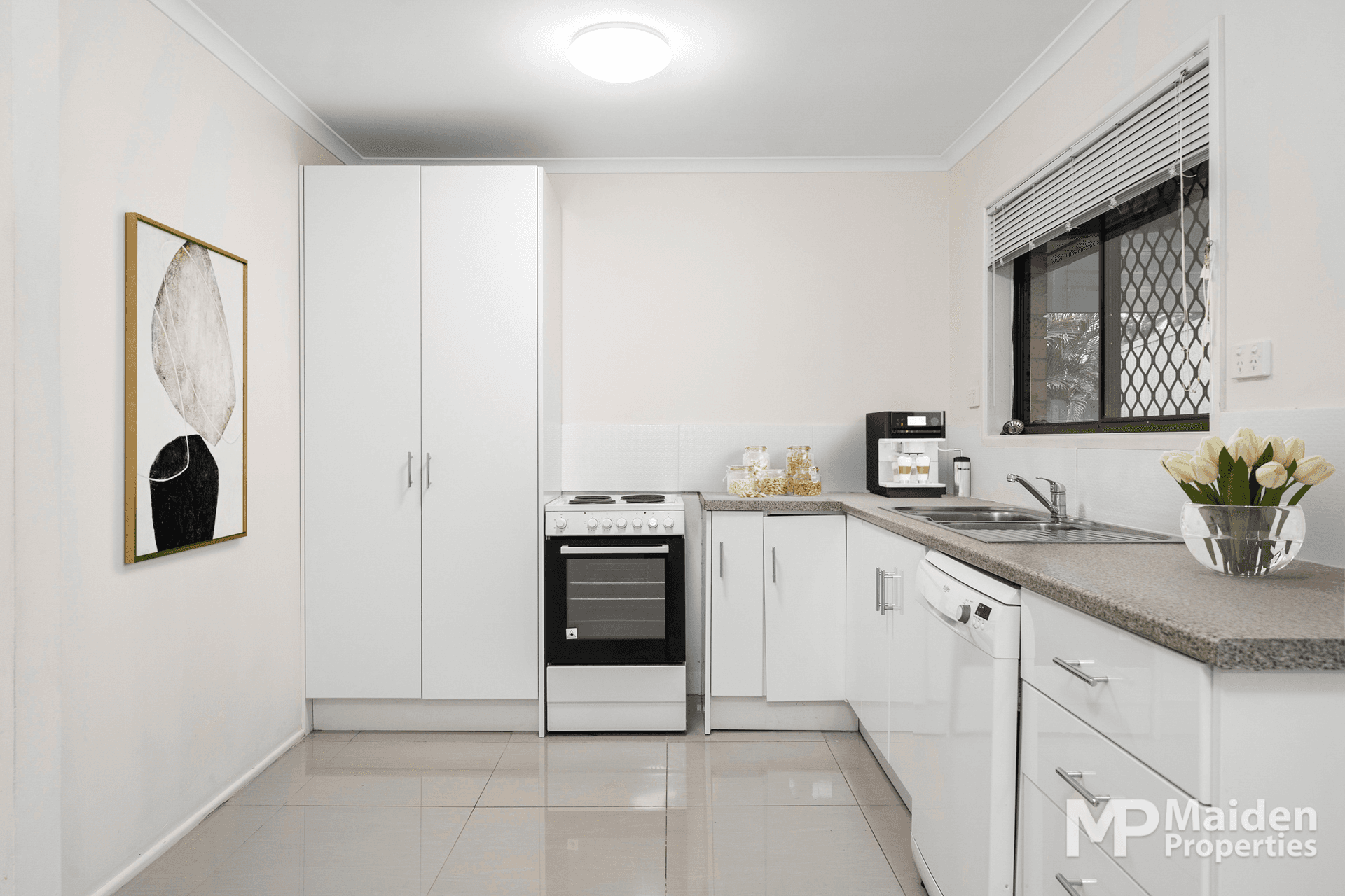 37 Erin Drive, BROWNS PLAINS, QLD 4118